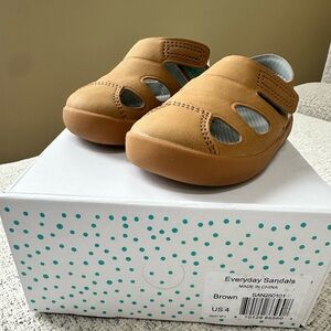 Everyday Kids Brown Hook-and-Loop Sandals